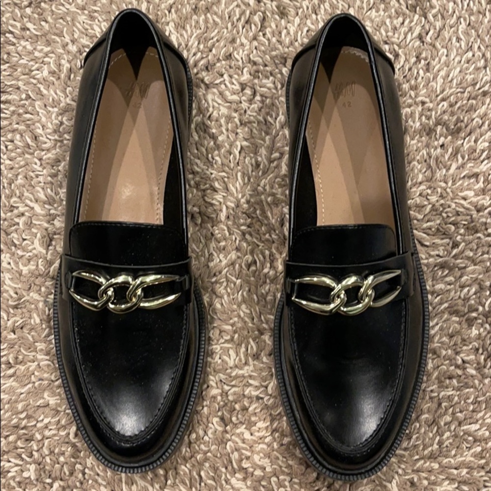 Gold chain loafers